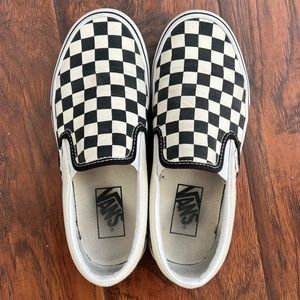 Womens Size 6.5 Black and White Checkered Vans!
